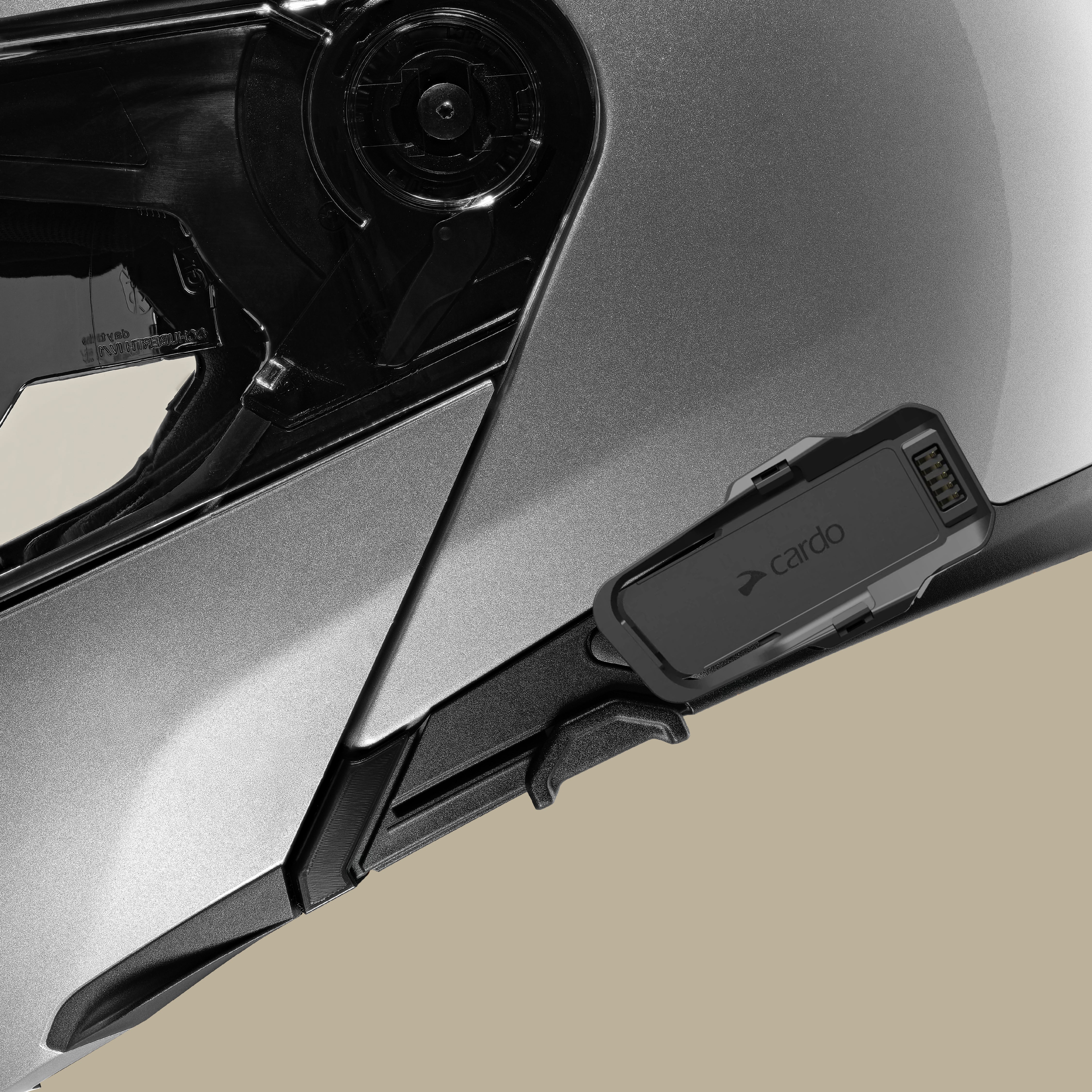 Adapter for Schuberth Helmets to Cardo Intercoms